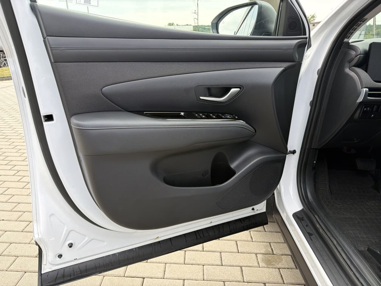 Hyundai Tucson - zdjęcie 10