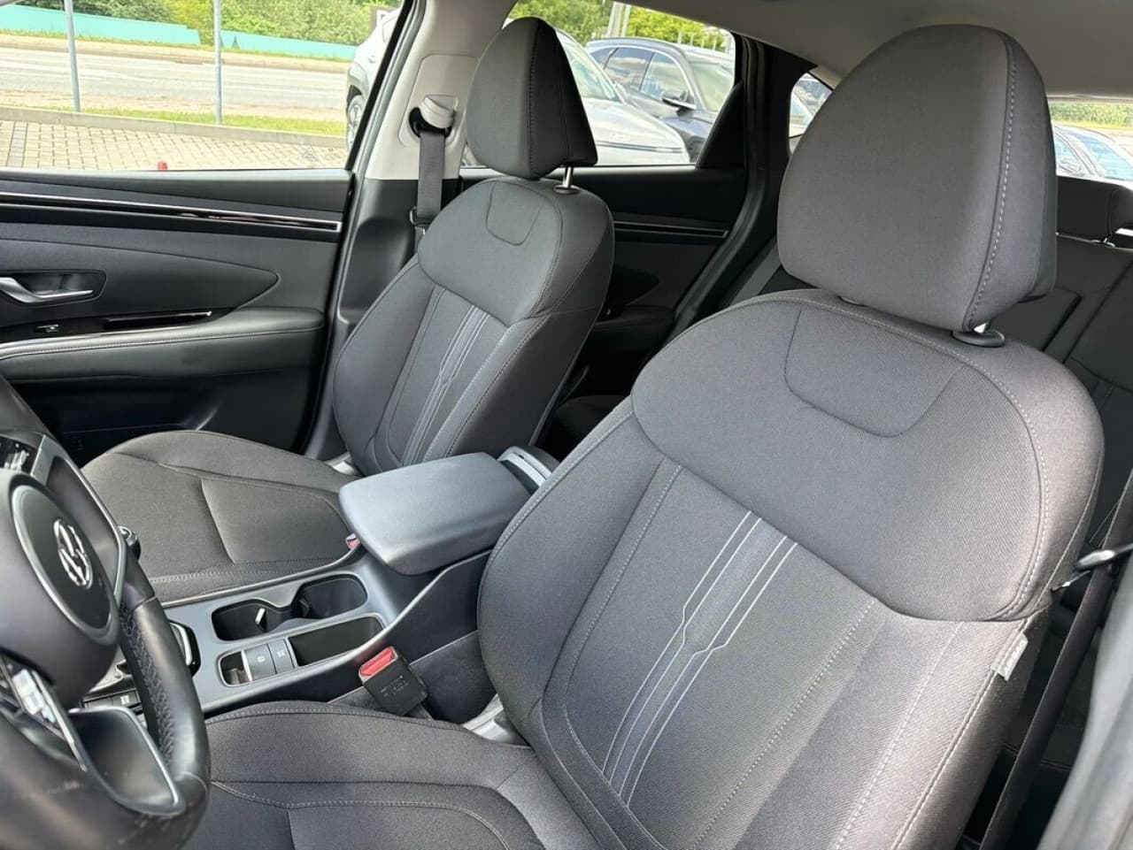 Hyundai Tucson - zdjęcie 10