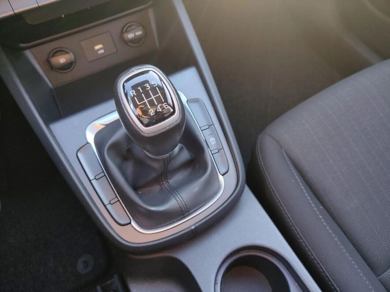Hyundai Kona - zdjęcie 7