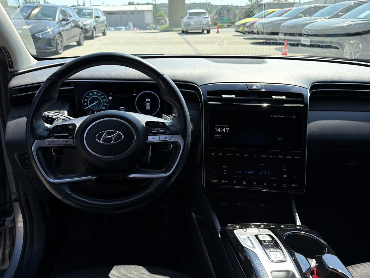 Hyundai Tucson - zdjęcie 14