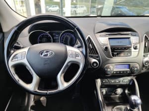 Hyundai ix35 - miniatura 13