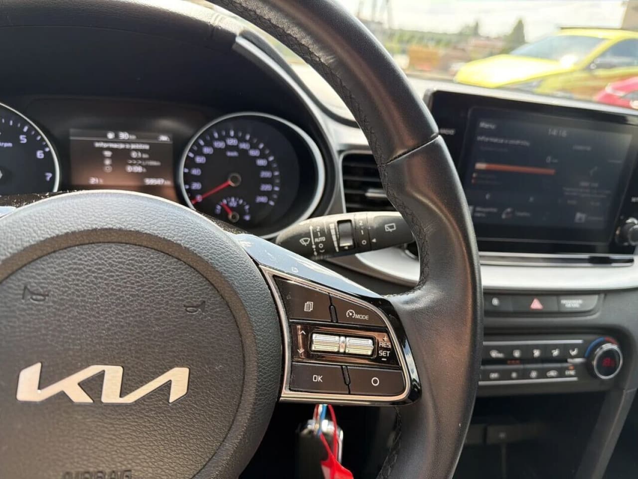 Kia XCeed - zdjęcie 15