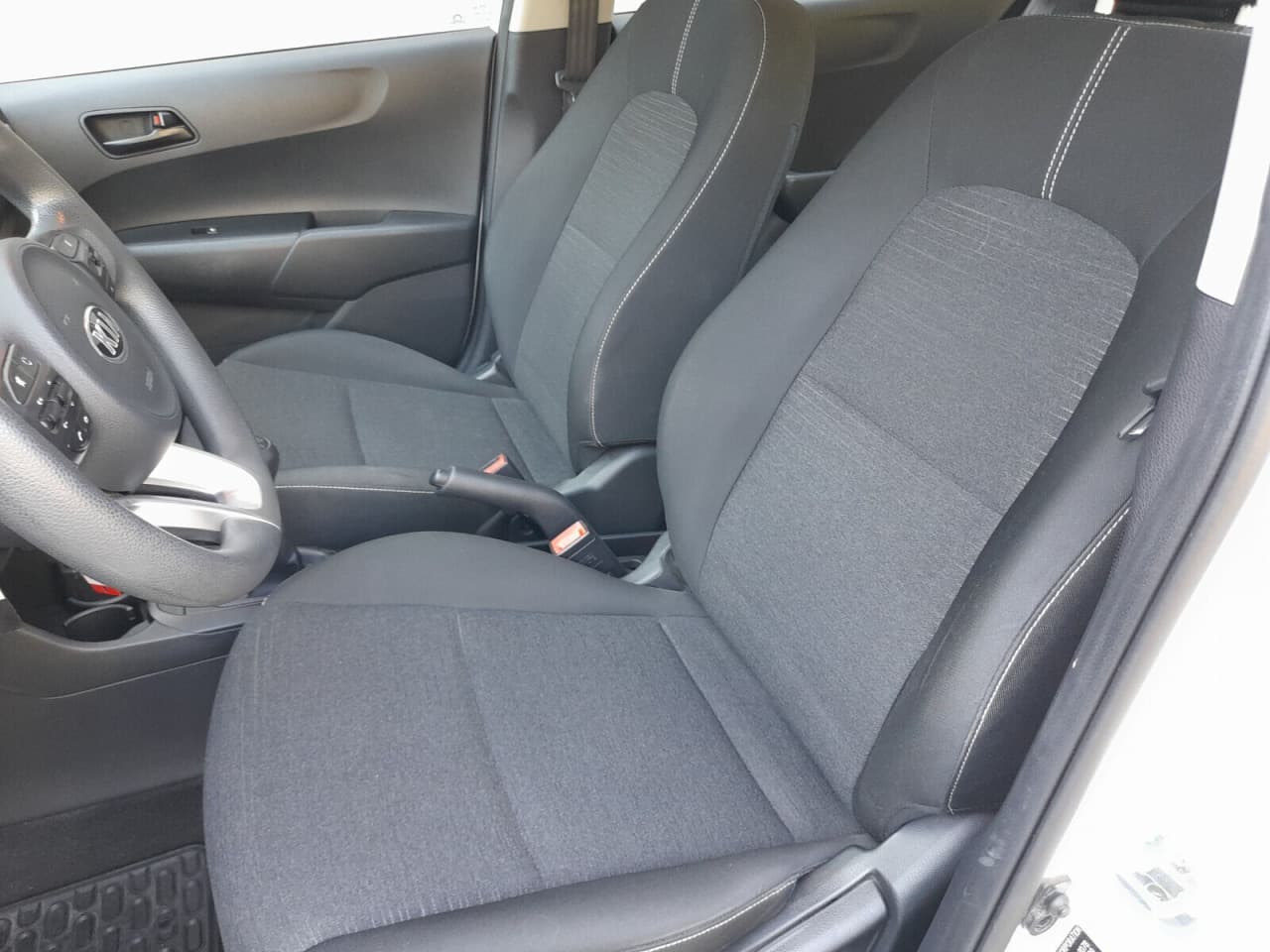 Kia Picanto - zdjęcie 12